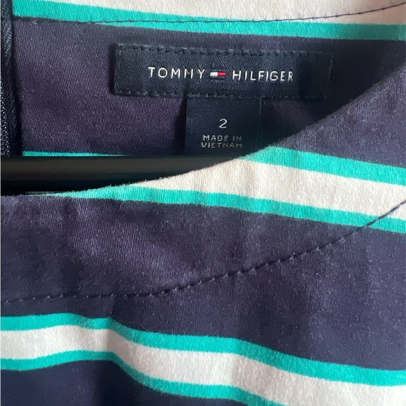 Tommy Hilfiger Blue & White Striped Sleeveless Sheath Dress - Size 2, Midi - Picture 6 of 7